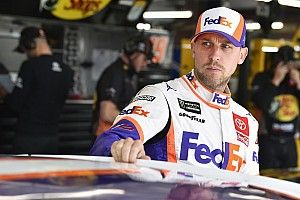 Denny Hamlin to have offseason shoulder surgery