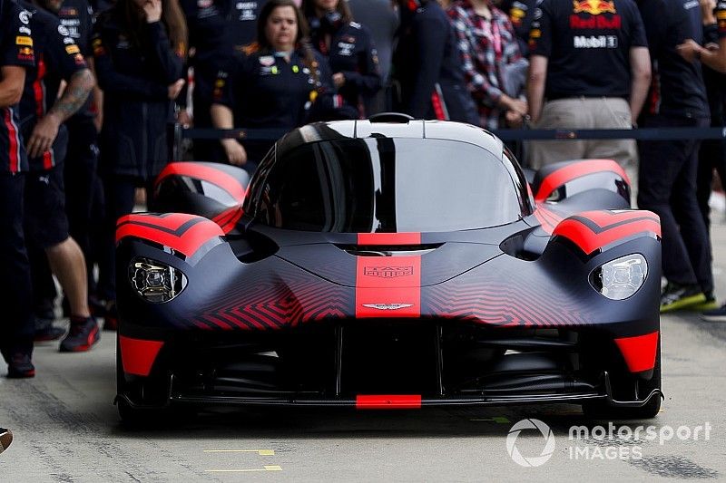 Aston Martin confirma que su hiperauto no será híbrido