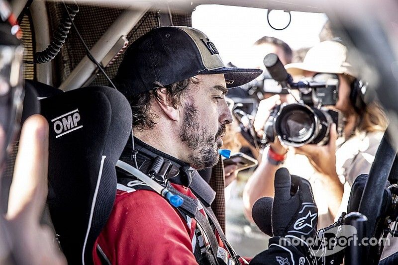Alonsónak vannak feltételei, hogy egyáltalán elgondolkozzon az F1-en