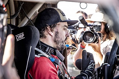 Alonsónak vannak feltételei, hogy egyáltalán elgondolkozzon az F1-en