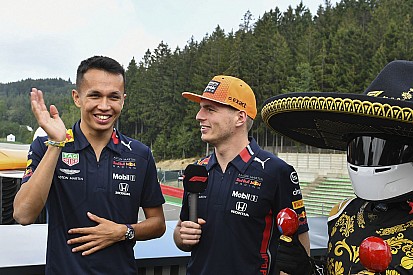 Verstappen nem tudja, mennyire lesz versenyképes Albon mellette