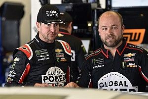 Un rayo afectó las aspiraciones de Kurt Busch en Daytona