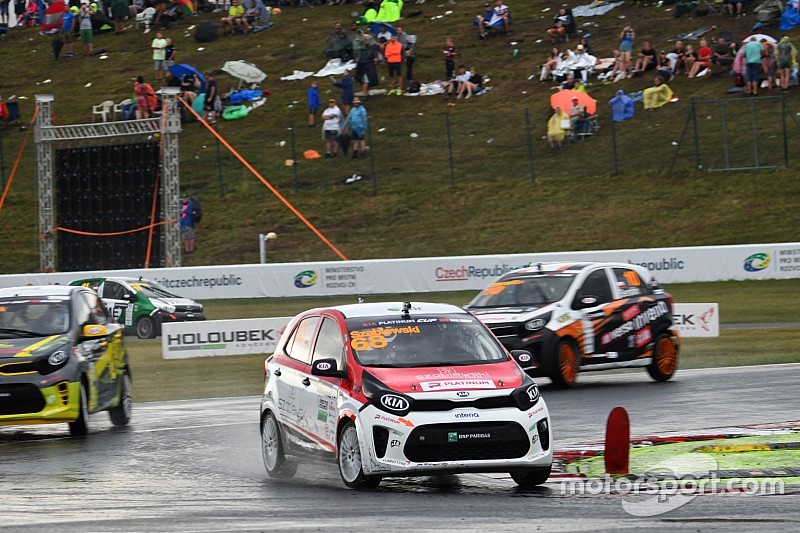Galeria - Niedziela na Autodromie Most