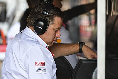 Brown: "McLaren yarış kazanmaya hazır değil"