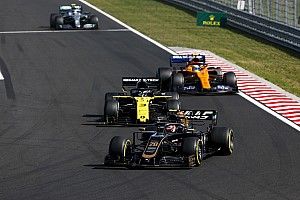 Ricciardo niet blij met Magnussen: "Waarschuwing niet genoeg"