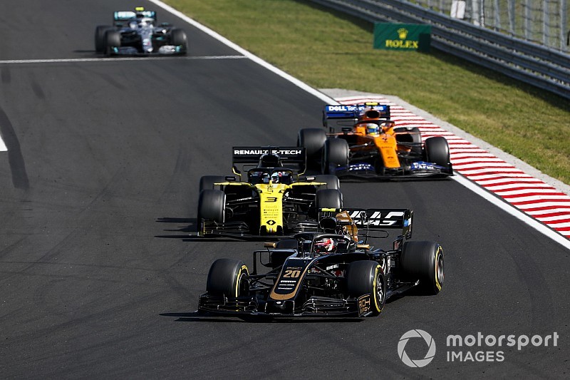 Ricciardo niet blij met Magnussen: "Waarschuwing niet genoeg"