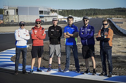 La MotoGP assaggia il KymiRing con i tester dei team ufficiali