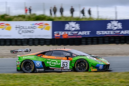 Una pole a testa per Bortolotti e Vanthoor al Nurburgring