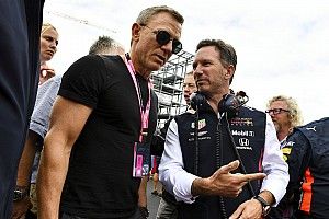 Igazi celebek az F1-es rajtrácson: Daniel Craig és az új Pókember is megjelent