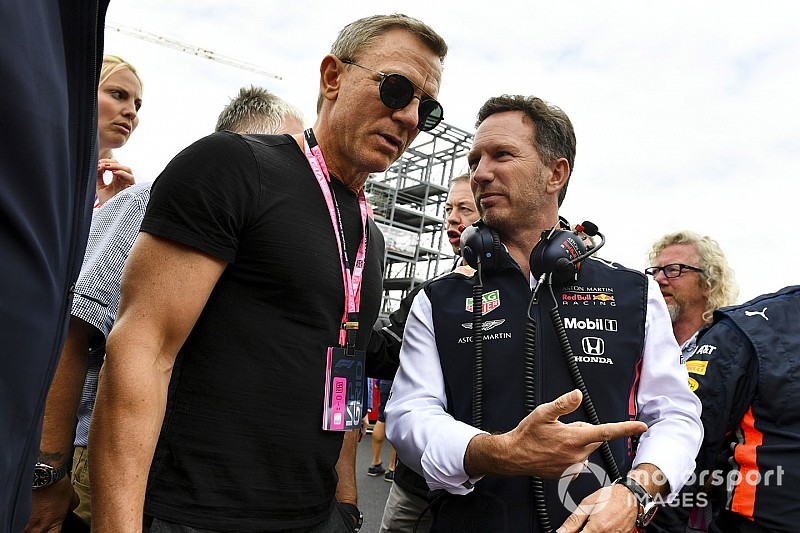 Igazi celebek az F1-es rajtrácson: Daniel Craig és az új Pókember is megjelent