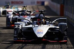 Hivatalos: Buemi és Rowland marad a Nissan két versenyzője a Formula E-ben