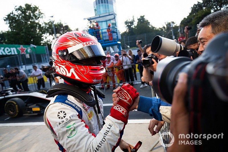 F1昇格への“必要条件”……松下信治はF2でランキング4位以内に入れるのか