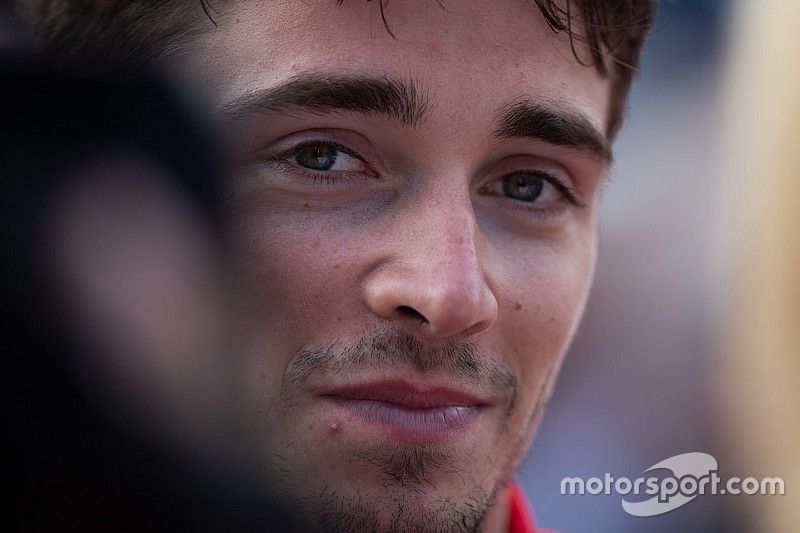 Leclerc: "Mi piace andare a correre in notturna"