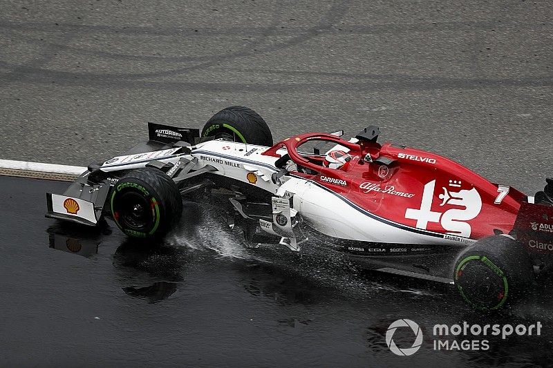 Penalizan a los Alfa Romeo, Hamilton y Kubica logran puntos