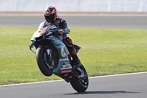 Quartararo lidera el warm up en Silverstone