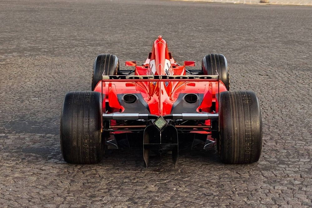 Schumacher'in F300'ü açık artırmaya çıkacak