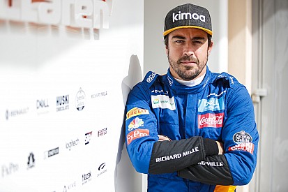 GALERIA: Alonso testa com a McLaren no Bahrein em 'volta' à F1