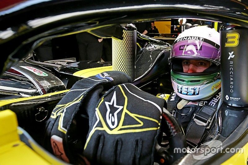 Test Helmet of Daniel Ricciardo, Renault F1 Team