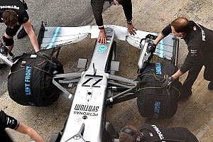 Así son los diferentes conceptos de alerón de Ferrari y Mercedes