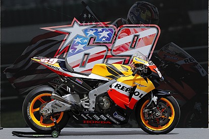 MotoGP retiró el #69 de Hayden en una ceremonia