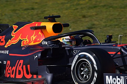 F1オーストラリアGPフリー走行1回目速報:ハミルトンがトップ! レッドブルのフェルスタッペンが4番手発進!