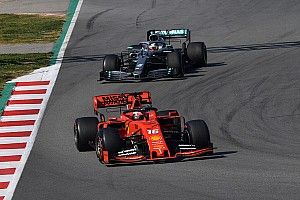 Hamilton : Ferrari a "potentiellement une demi-seconde d'avance"