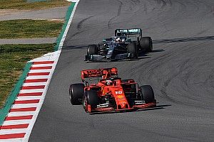 Hamilton: Ferrari podría estar 0.5s delante de Mercedes