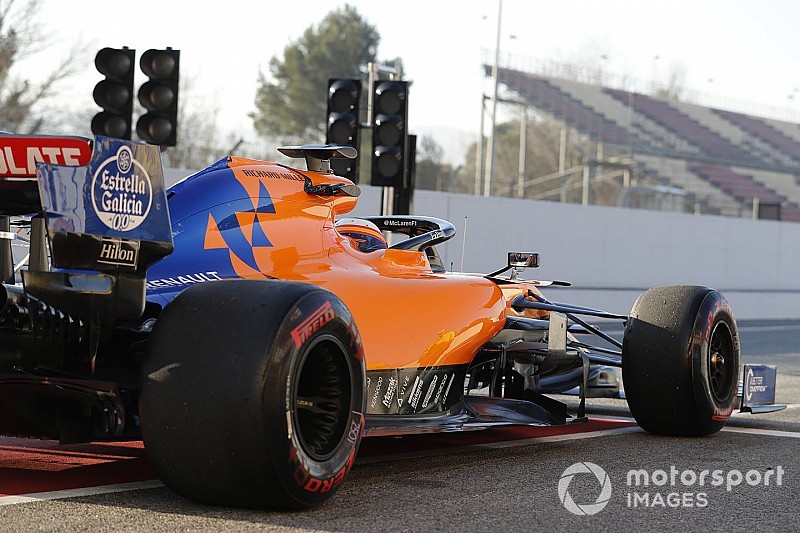 Alonso diz que se "sentiria mal" pilotando McLaren na pré-temporada da F1