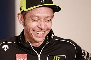 Valentino Rossi associe son nom à un restaurant plus qu'à un virage !