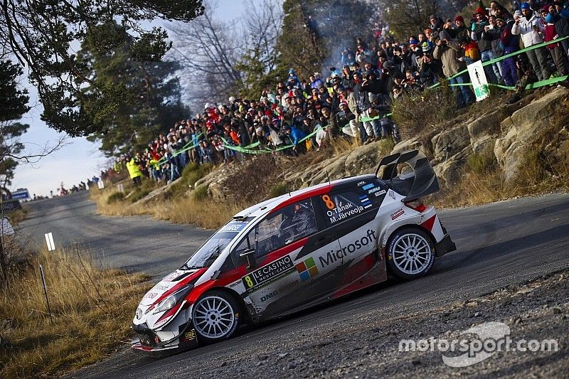 Neuville preocupado por el "peligroso" ritmo de Toyota