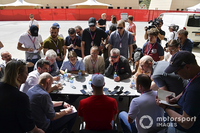 Vettel ve Sainz, Mick Schumacher'e destek verdi