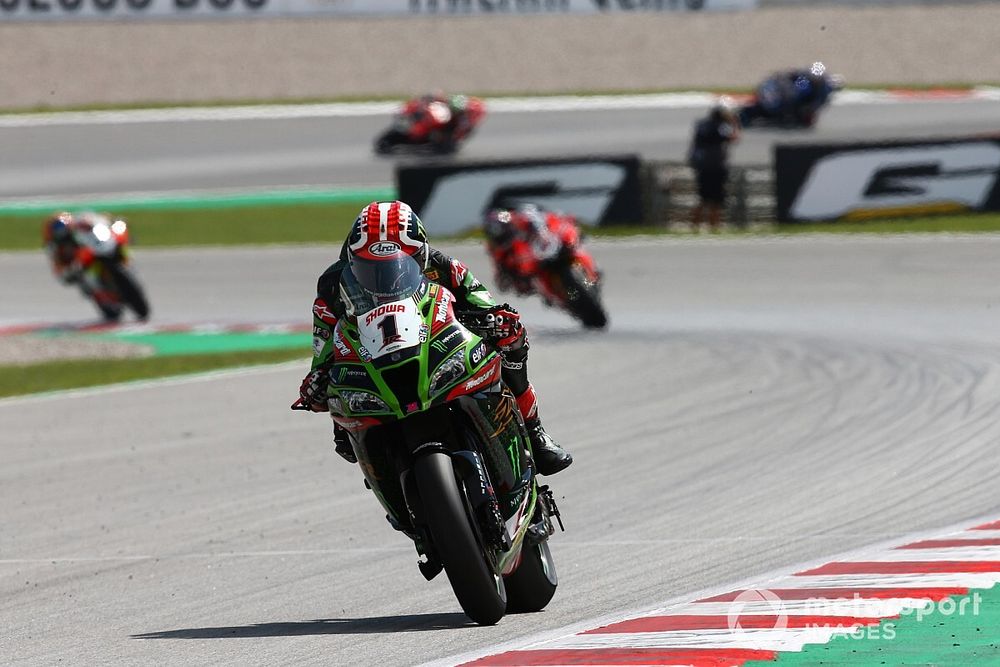 SBK, inizia il 2021: Rea non abdica, ma i rivali pressano