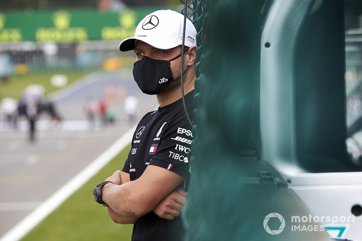 Боттасу требуется помощь Mercedes. У пилота немеет нога