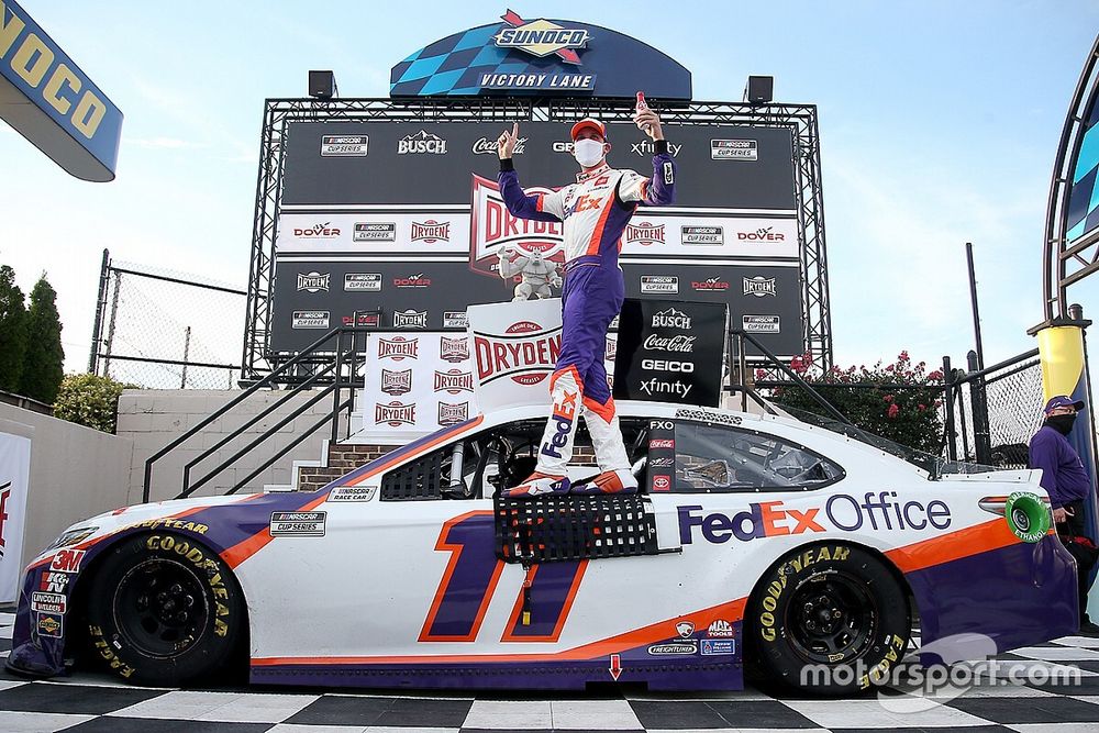 Ganador Denny Hamlin, Joe Gibbs Racing, Toyota Camry