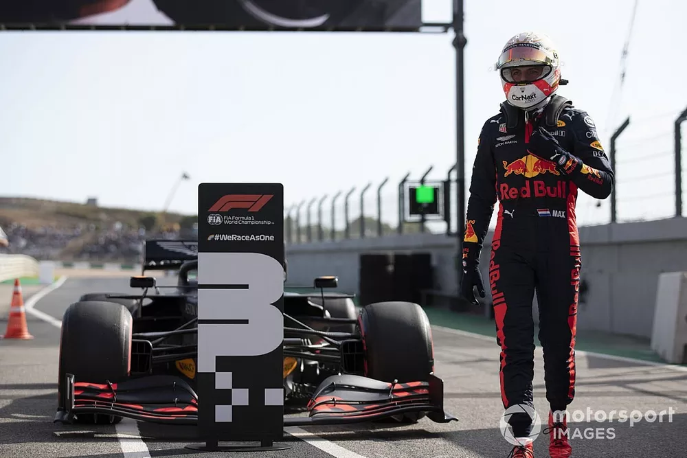 Max Verstappen, Red Bull Racing, in Parc Ferme after Qualifying