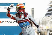 Frijns weer succesvol in DTM: "Deze zege voelt anders dan in Assen"