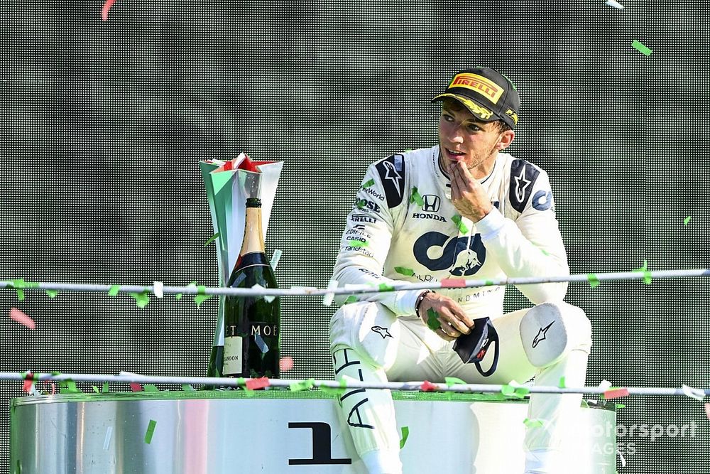 Gasly wint bizarre Grand Prix van Italië, podium voor Sainz en Stroll