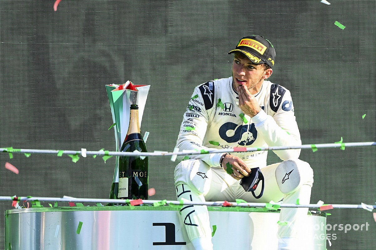 Gasly wint bizarre Grand Prix van Italië, podium voor Sainz en Stroll