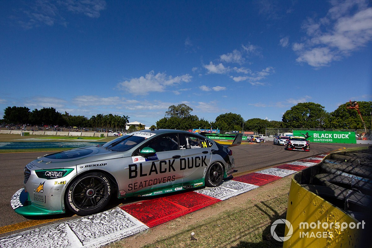 BJR confirms Hazelwood re-signing