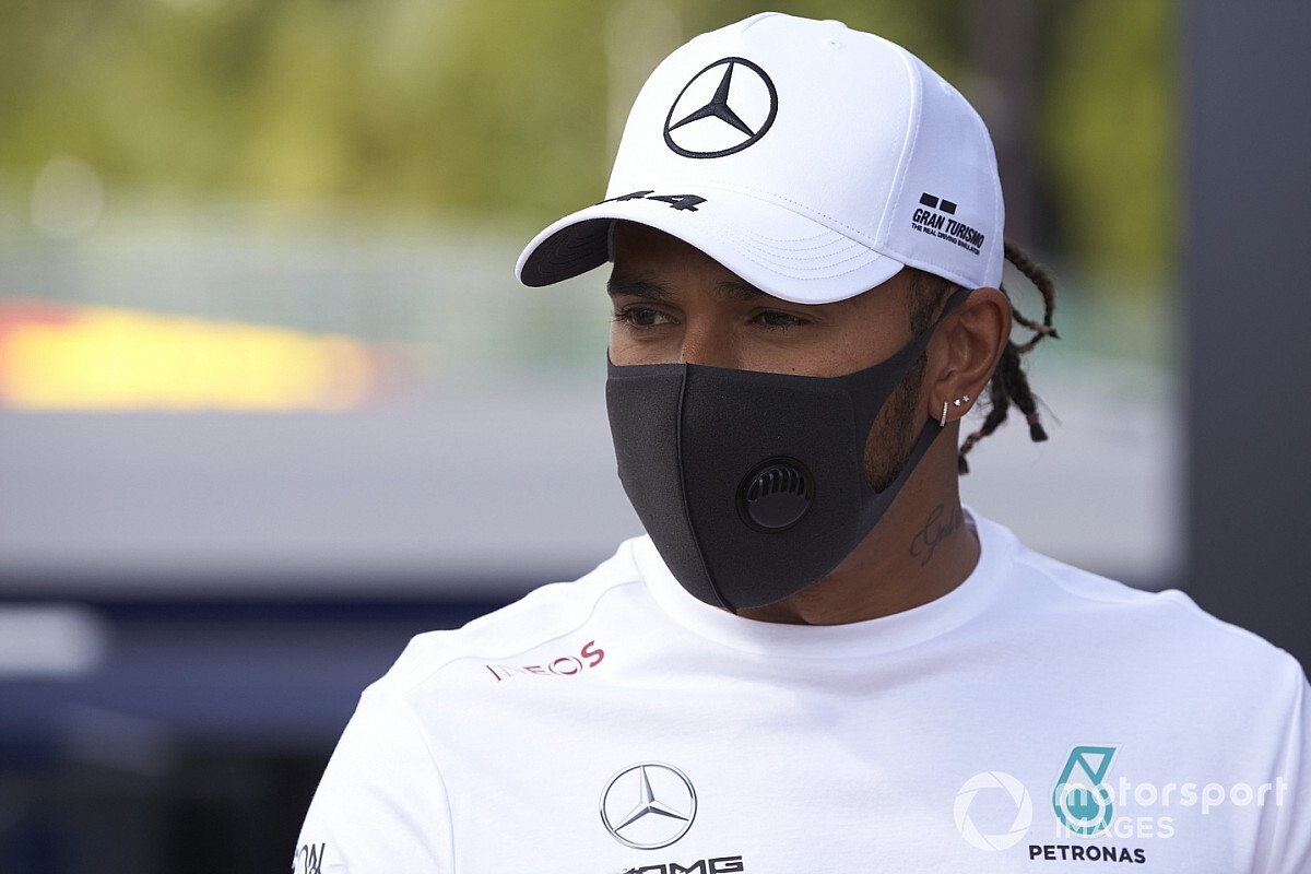 Hamilton non si fida della Red Bull: "Max più veloce di noi"