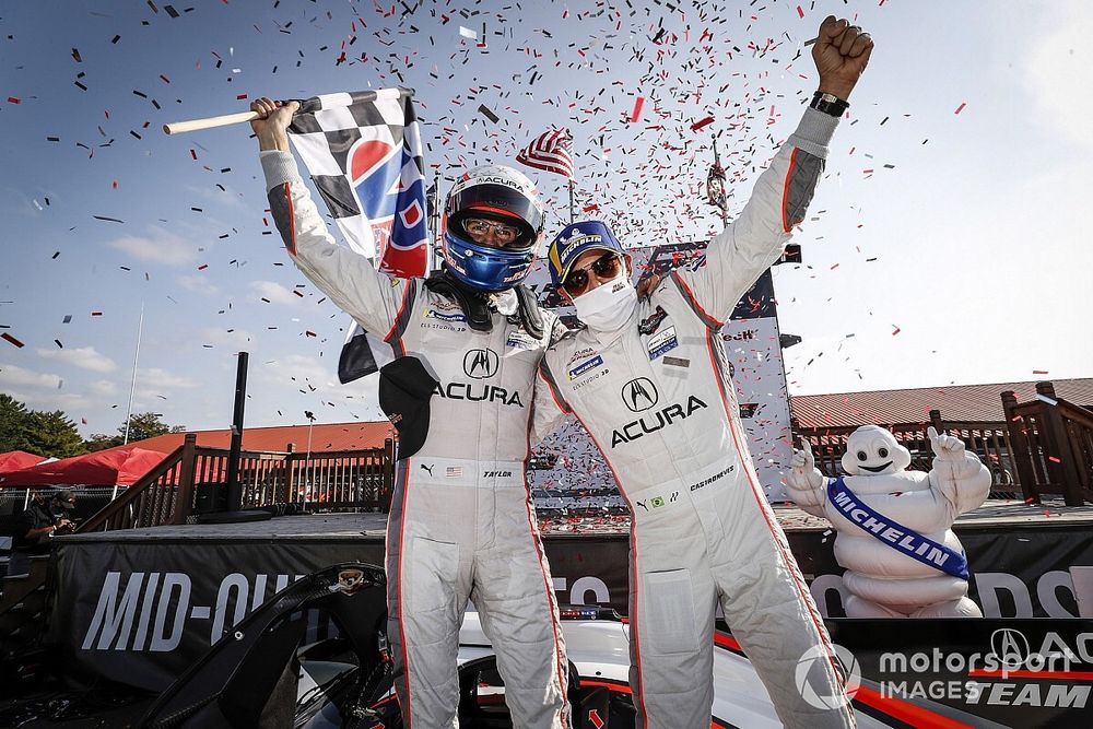 Race winner #7 Acura Team Penske Acura DPi, DPi: Helio Castroneves, Ricky Taylor