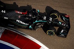 Hamilton: borzalmas volt az első szabadedzés