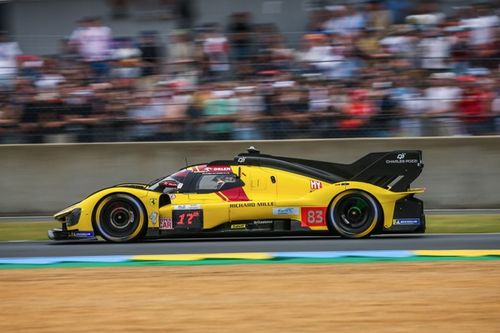 24H de Le Mans, Hora 6:  los Ferrari se estiran por delante de los Porsche
