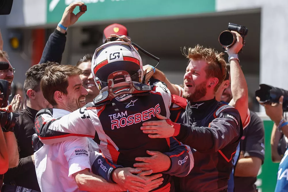 Dev Gore, Team Rosberg