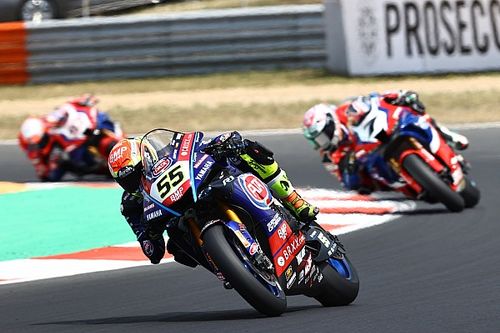 SBK | Rinaldi attacca Locatelli: "Certi piloti se ne fottono"