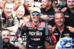 Maverick Vinales Tak Pernah Ragu Gabung Aprilia