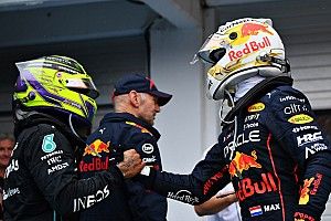 Hamilton: Még mindig hiányzik a teljesítmény, megbízhatósággal nem fogunk a dobogón maradni