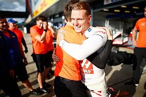 Mick Schumacher agradece la estrategia de Haas en sus primeros puntos