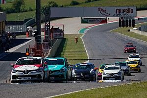 Clio Cup Italia: doppietta di Ricciarini al Mugello