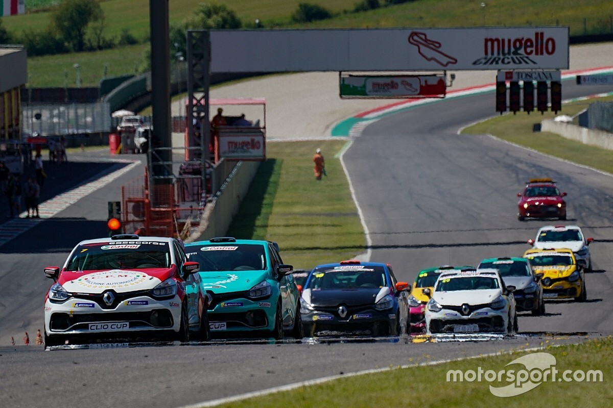 Clio Cup Italia: doppietta di Ricciarini al Mugello